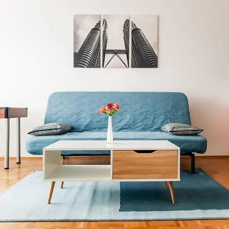 Apartment Zentrale Mit Netflix Nahe Bahnhof Uni Stadt *
